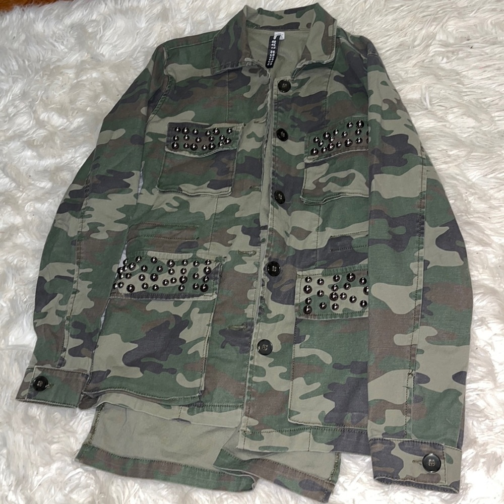 Design lab embellished army color Jean jacket.